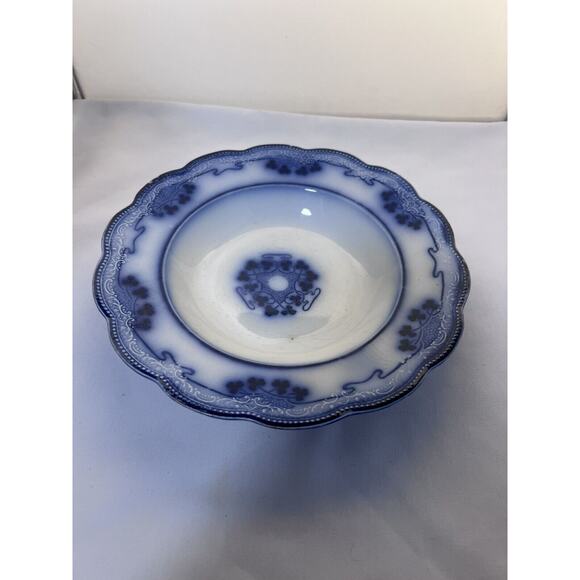 W.H. Grindley Flow Blue Soup Bowl, Shamrock Pattern, 9" Diameter, Shallow Bowl - Picture 3 of 12